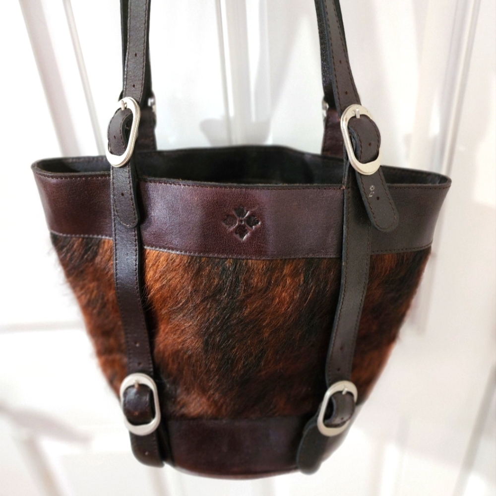 Beautiful Patricia Nash purse.